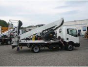 Nacelle sur camion oil