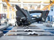 Outil de cerclage portatif sur batterie pour feuillard acier