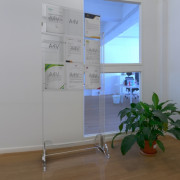 Panneau d'affichage A4 en Plexiglas sur Pied