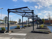 Allée piétonne couverte