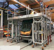 Plate forme d'accès avant motrice TER - En aluminium