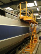 Plate-forme élévatrice réglable en hauteur