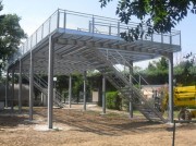 Plateforme de survie métallique