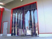 Porte à lamelles PVC