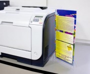 Porte affiche en M - Horizontal ou vertical