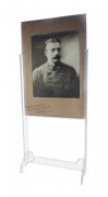 Porte affiches plexiglas sur pied