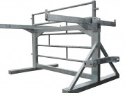 Porte barrière de stabulation bovins avec attelage 3 points