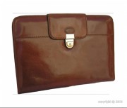 Porte-documents en cuir avec serrure