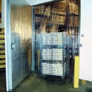 Porte à lanières pvc pour chambre froide - Largeur de 100 à 400 mm - Epaisseur de 2 à 4 mm - Température -60°C/+20°C - Fixe ou coulissante