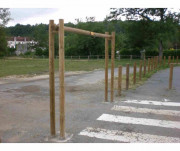 Limiteur de hauteur de parking en bois - L. 3,50 x H3 m