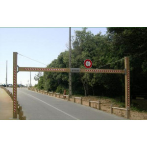 Portique limiteur de hauteur en bois - avec tirant