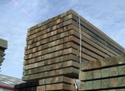 Poteau carré bois raboté