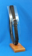 Présentoir à ceinture en plexi et bois