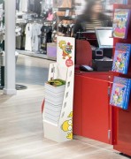 Présentoir de livres en carton