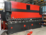 Presse-plieuse industrielle 170 T