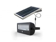Projecteur solaire autonome 700 lumens