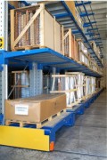 Rayonnage cantilever mobile motorisé 