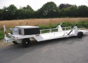 Remorque transport fret à porte nacelle élévatrice