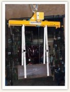 Retourneur de charge à entraxe réglable charge 5000 Kg