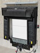 Sas d'étanchéité de quai - Empreinte compacte de 3405 mm