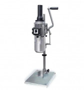 Boucheuse sertisseuse pour bouteilles de vin