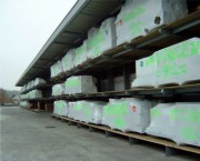 Stockage en extérieur avec auvent