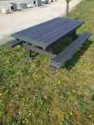 Table de pique-nique en matériau recyclé pour jardin - résistante et écologique - Longueur : 195 cm