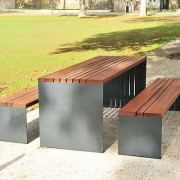 Table pique-nique acier sur mesure