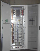 Tableaux de distribution de basse tension