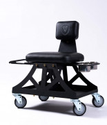 Tabouret atelier avec plateau outils