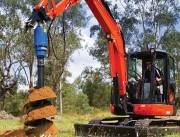 Tarière hydraulique pour mini pelle télescopique