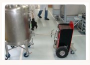 Tireur pousseur cuve pharmaceutique