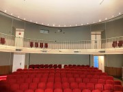 Toile tendue salle de spectacle