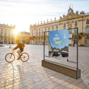 Totem d'exposition intérieur/extérieur - De 80 cm à 200 cm