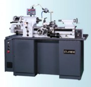 Tour à fileter auto