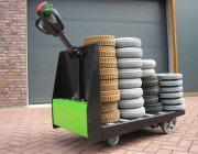 Tracteur électrique de manutention