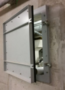 Trappe et porte à fermeture rapide