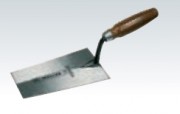 Truelle carrée avec manche bois