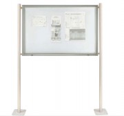 Vitrine d'affichage sur poteau