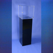 Vitrine plexiglas sur socle noir - hauteur totale: 140 cm