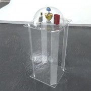 Vitrine Ronde sur Pied - Diamètre 30 Cm - Pied plexiglas épaisseur 10 mm