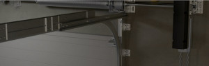 Automatisme pour portes industrielles - Conforme aux normes de sécurité EN 12453, EN 60335, EN 300 220, EN 301 489, EN 61000, EN 62479