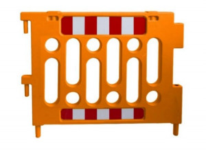 Barrière de chantier carrée avec bandes réfléchissantes - Devis sur Techni-Contact.com - 2
