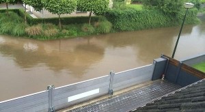Barrière anti inondation basse en aluminium - Adaptable à toutes les ouvertures