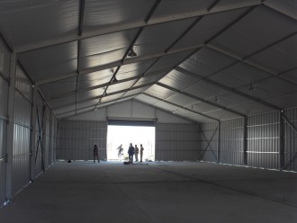 Bâtiment industriel métallique au toit souple - Hauteur cote: 5m