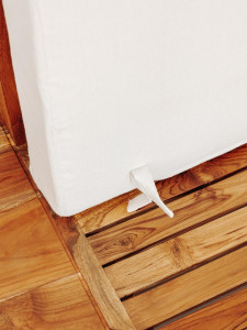 Canapé blanc en teck massif  - Devis sur Techni-Contact.com - 4