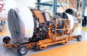 Chariot de manutention moteur d’avion - Devis sur Techni-Contact.com - 1