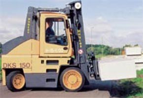 Chariot élévateur de manutention diesel 20000 kg - Devis sur Techni-Contact.com - 1