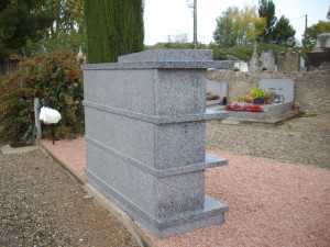 Columbarium chapiteau en granit - Devis sur Techni-Contact.com - 3