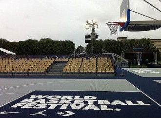 Dalle plastique pour terrain de basketball - Devis sur Techni-Contact.com - 2